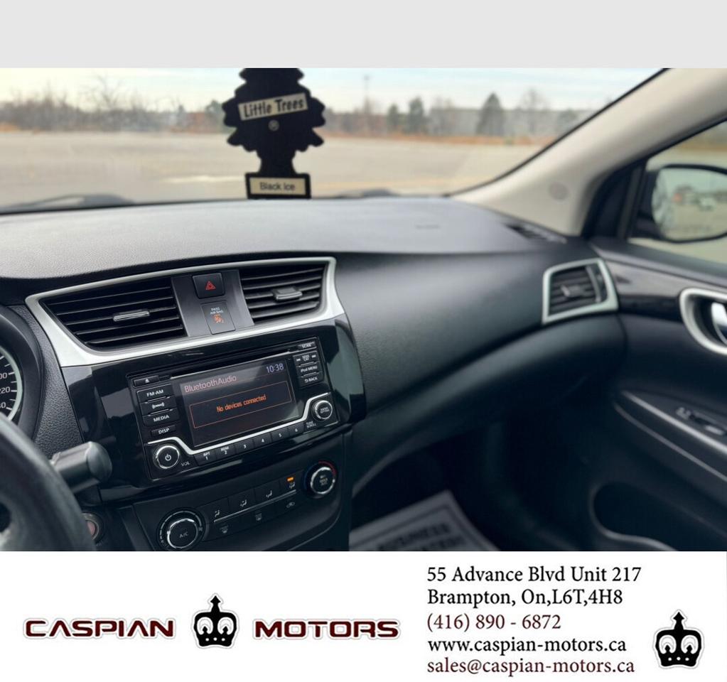 2017 Nissan Sentra SV Photo