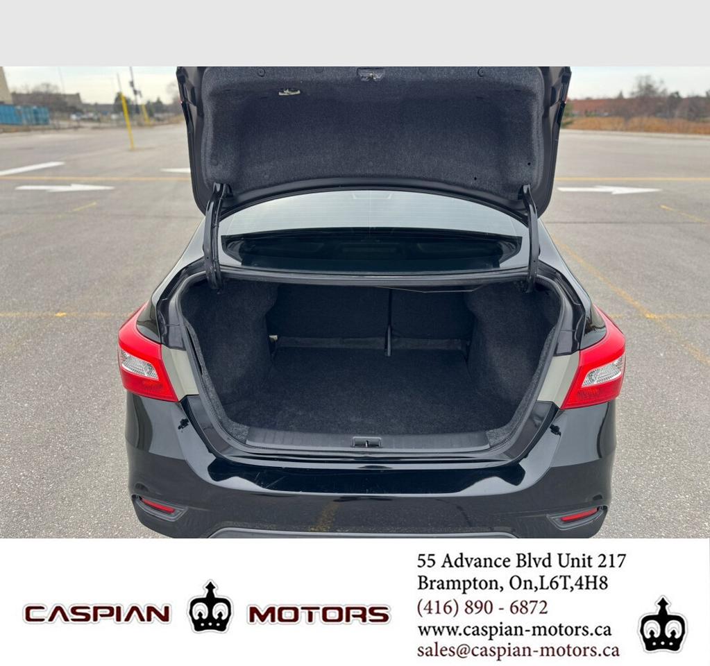 2017 Nissan Sentra SV Photo