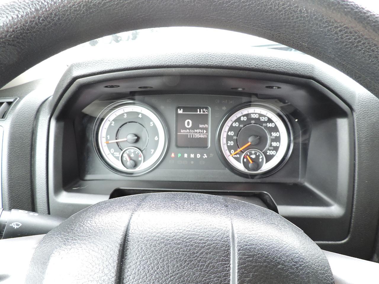 2021 RAM 1500 Classic SLT 5.7 Hemi 4X4 New Brakes Well Oiled 111000KMS Photo