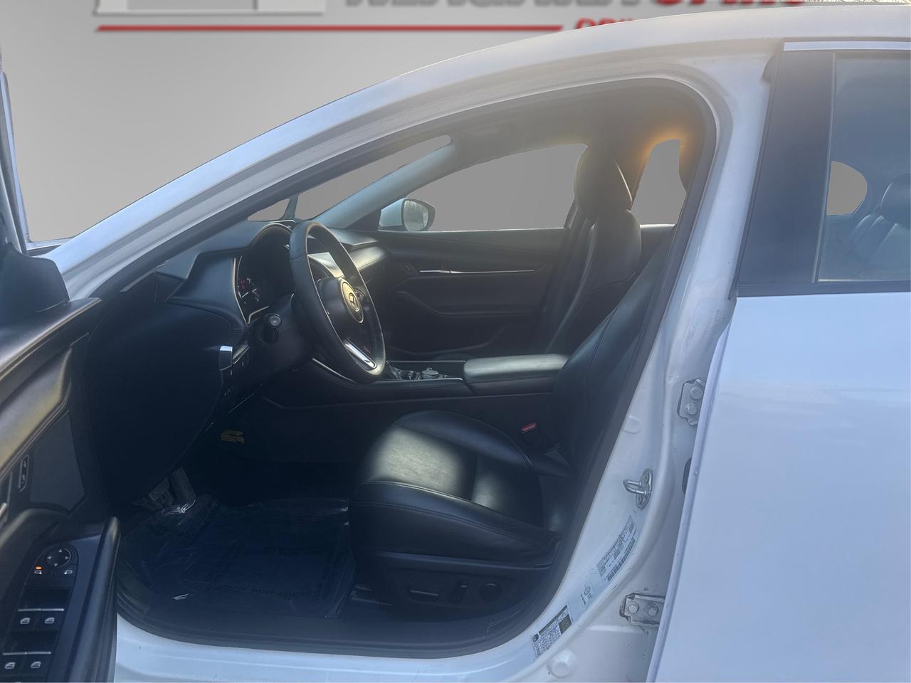 2023 Mazda MAZDA3 PREFERRED PLUS Photo