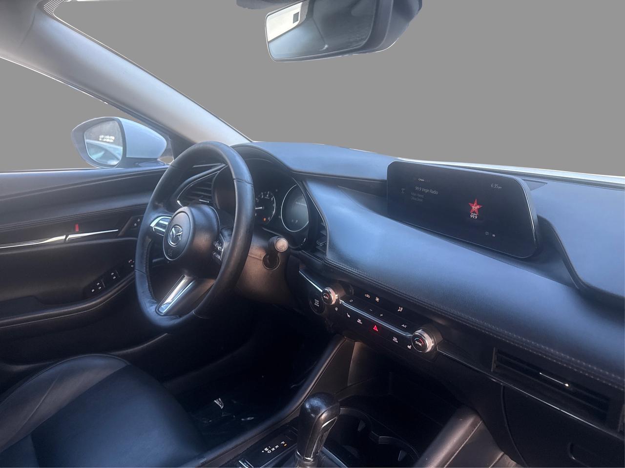 2023 Mazda MAZDA3 PREFERRED PLUS Photo