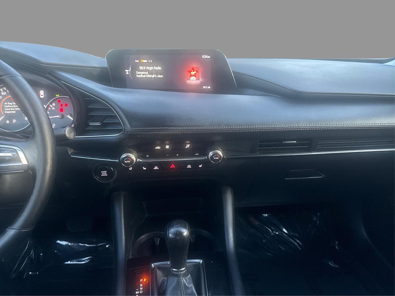 2023 Mazda MAZDA3 PREFERRED PLUS Photo