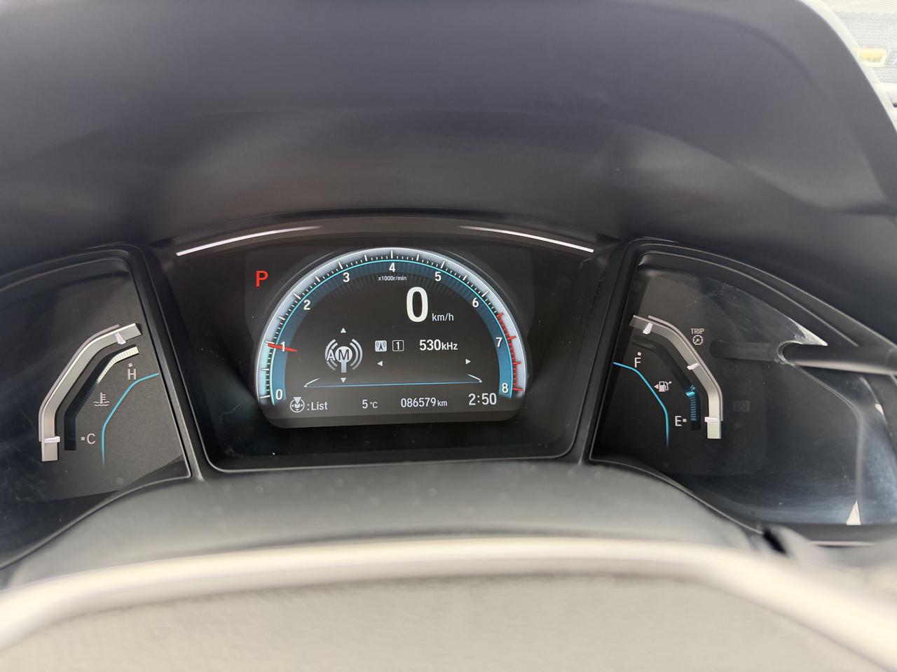 2018 Honda Civic LX HATCHBACK Photo