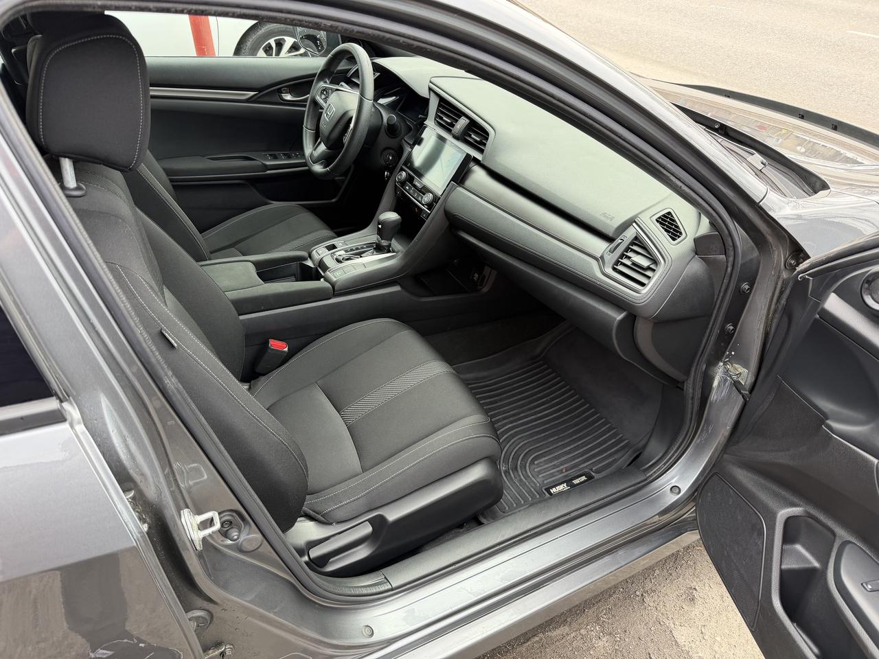 2018 Honda Civic LX HATCHBACK Photo