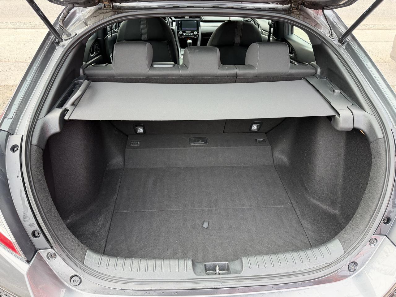 2018 Honda Civic LX HATCHBACK Photo