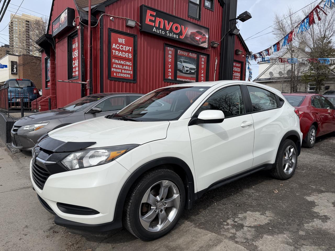 2018 Honda HR-V LX AWD Photo0