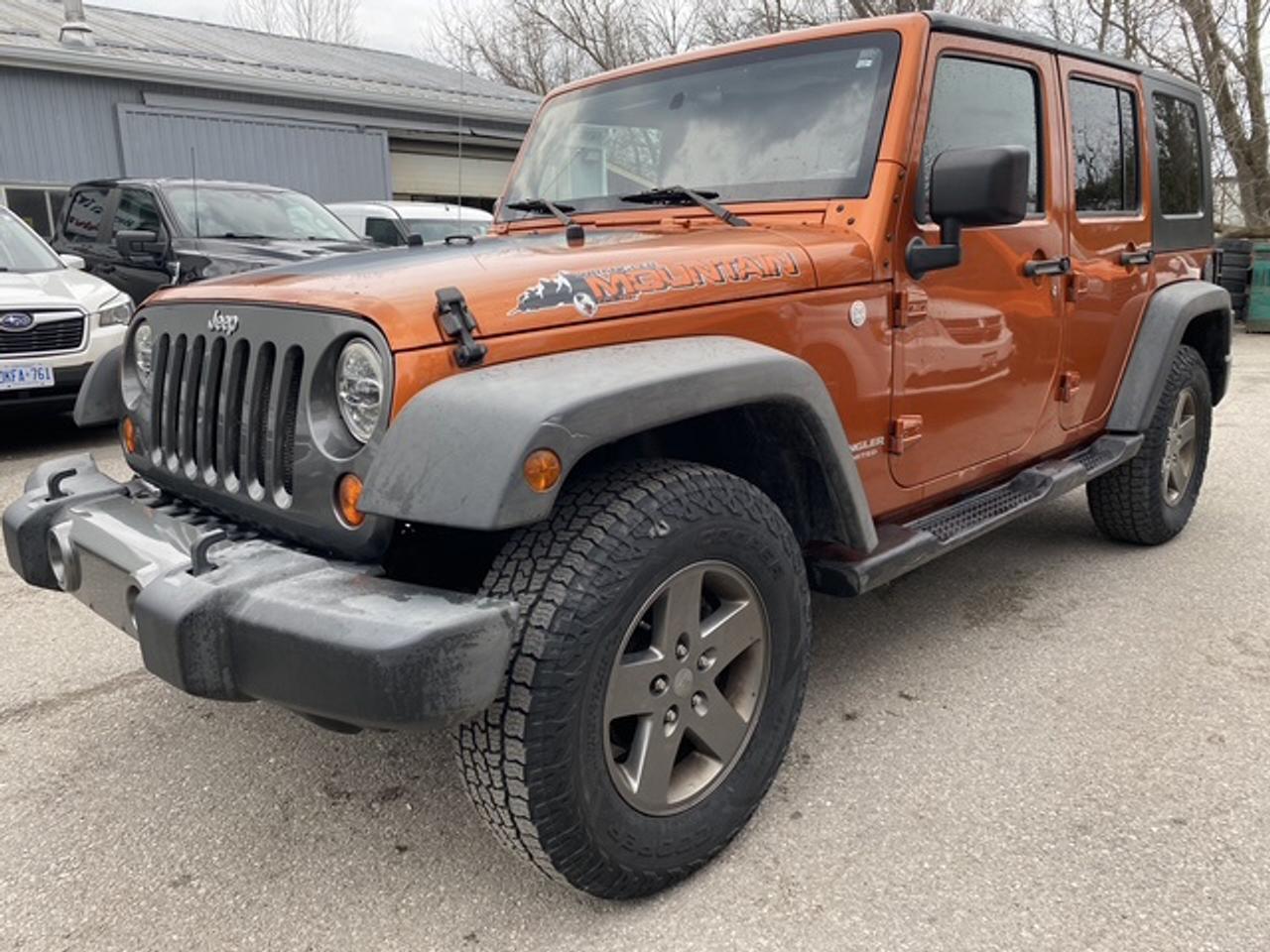2010 Jeep Wrangler Unlimited Mountain Photo