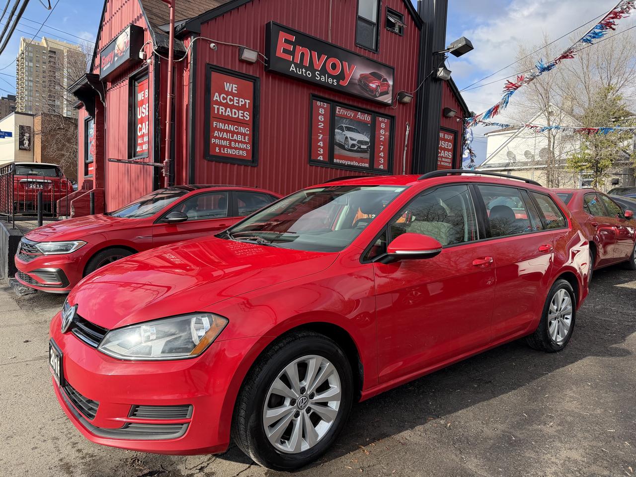 2016 Volkswagen Golf SportWagen S Photo0