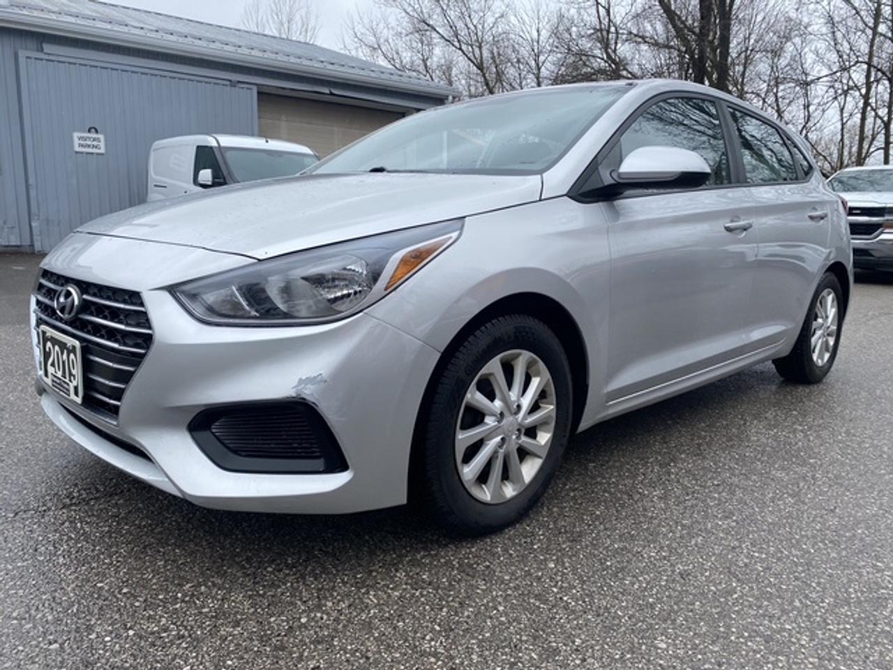 2019 Hyundai Accent PREFERRED 5 DOOR AUTO Photo0