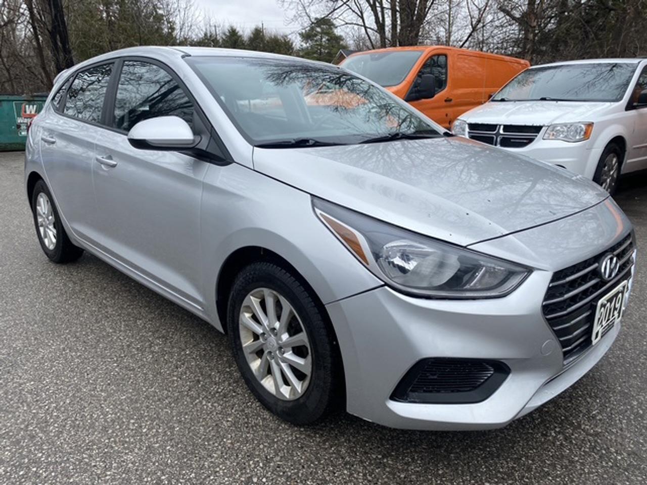 2019 Hyundai Accent PREFERRED 5 DOOR AUTO Photo