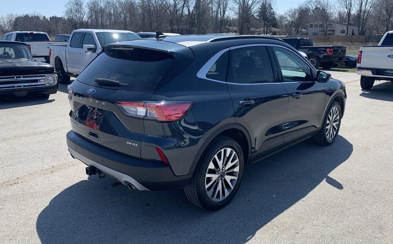 2022 Ford Escape 401A Photo3