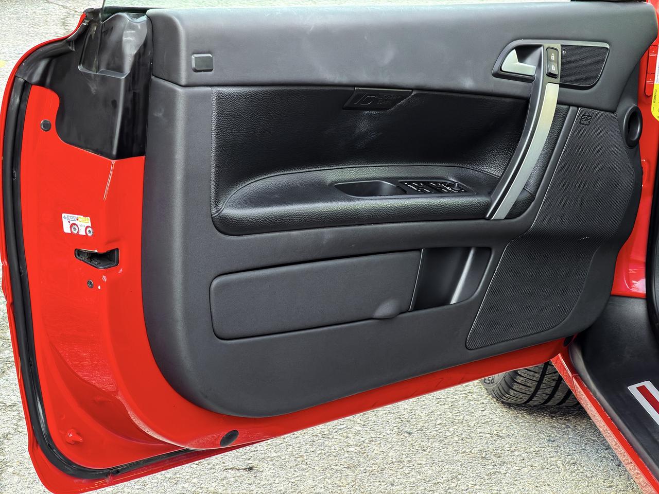 2007 Volvo C70 T5 Convertible Photo