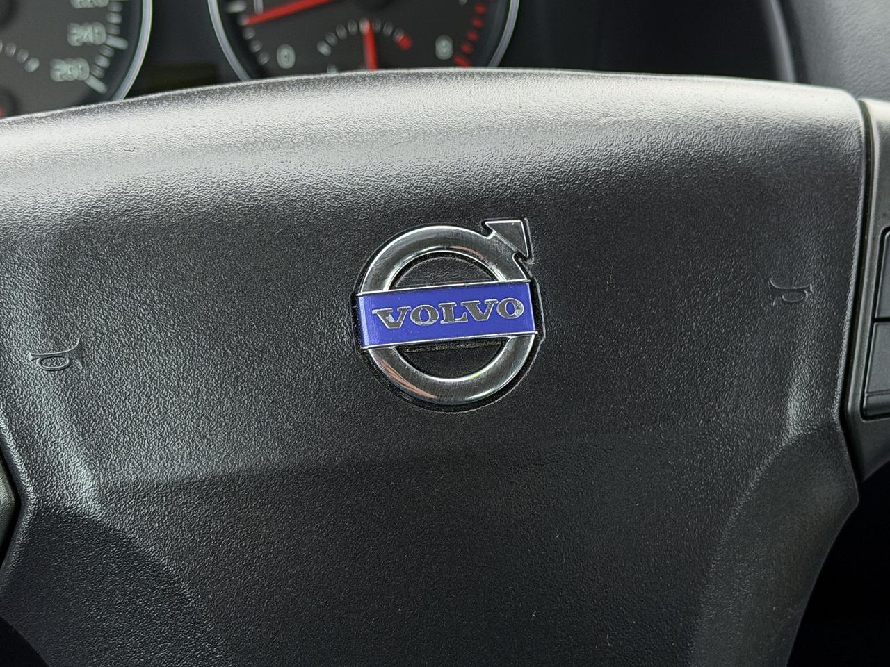2007 Volvo C70 T5 Convertible Photo