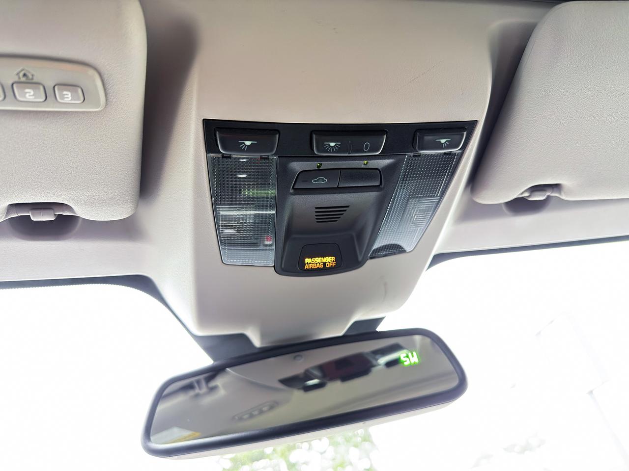 2007 Volvo C70 T5 Convertible Photo
