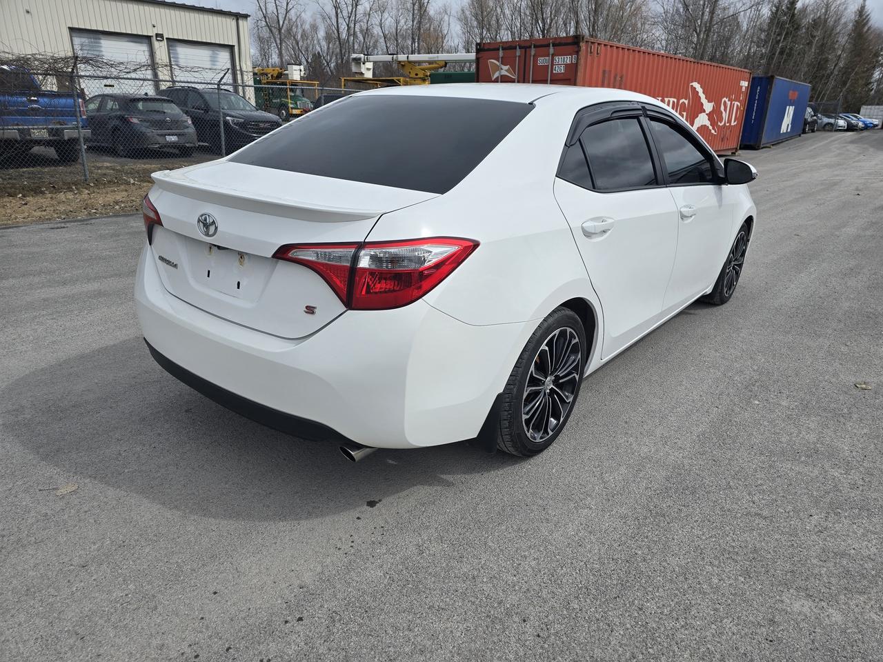 2016 Toyota Corolla S Photo