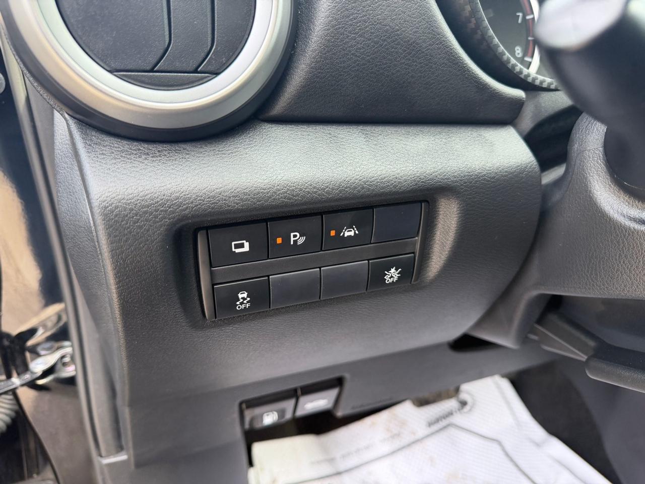 2024 Nissan Versa S Photo