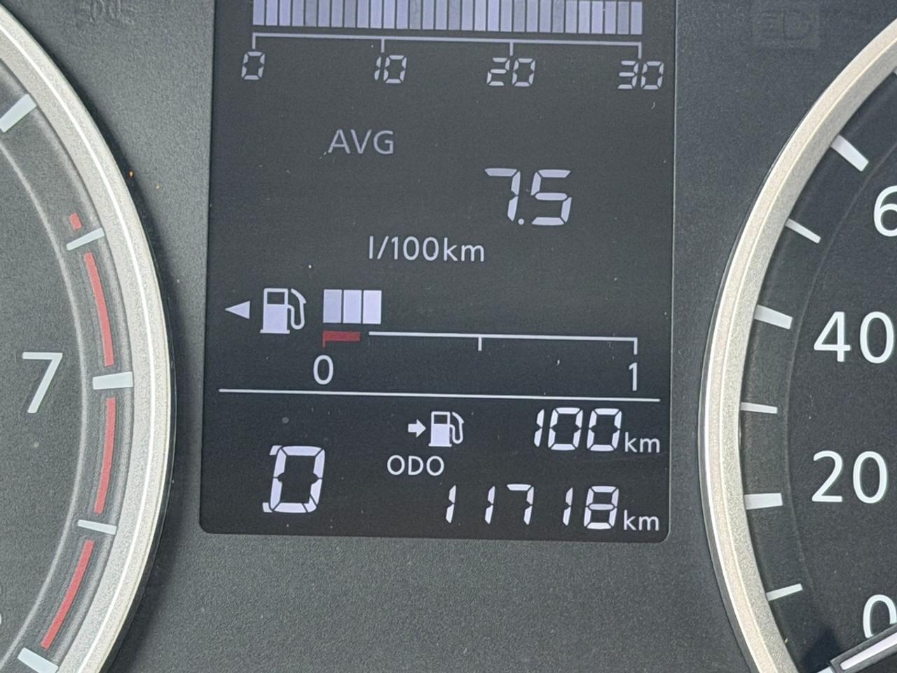 2024 Nissan Versa S Photo