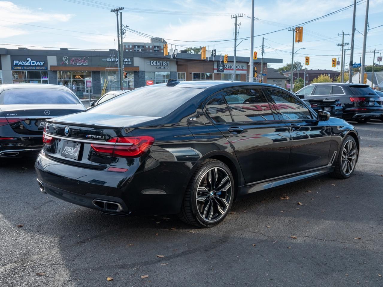 2018 BMW 7-Series M760i xDrive Photo