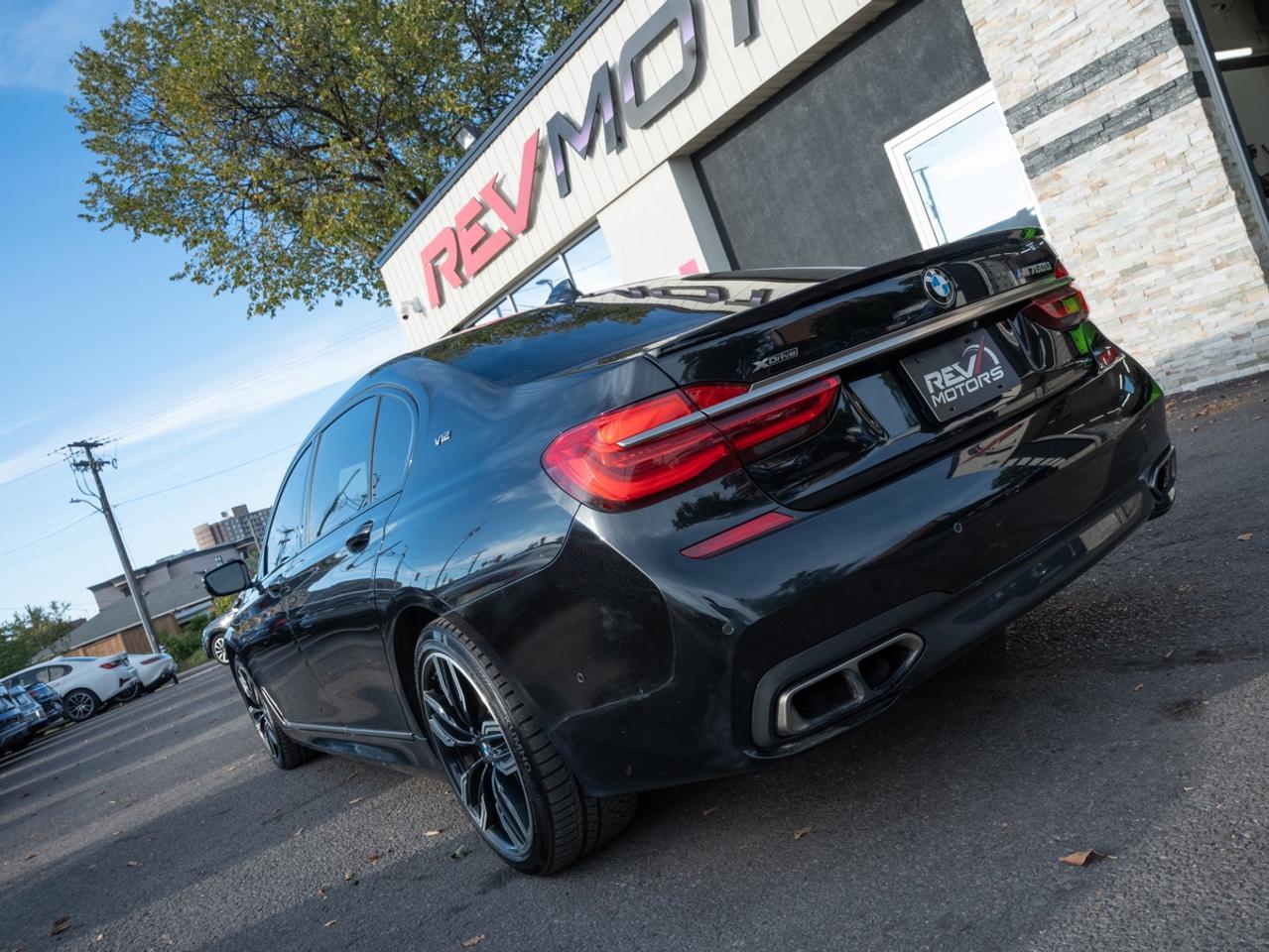 2018 BMW 7-Series M760i xDrive Photo