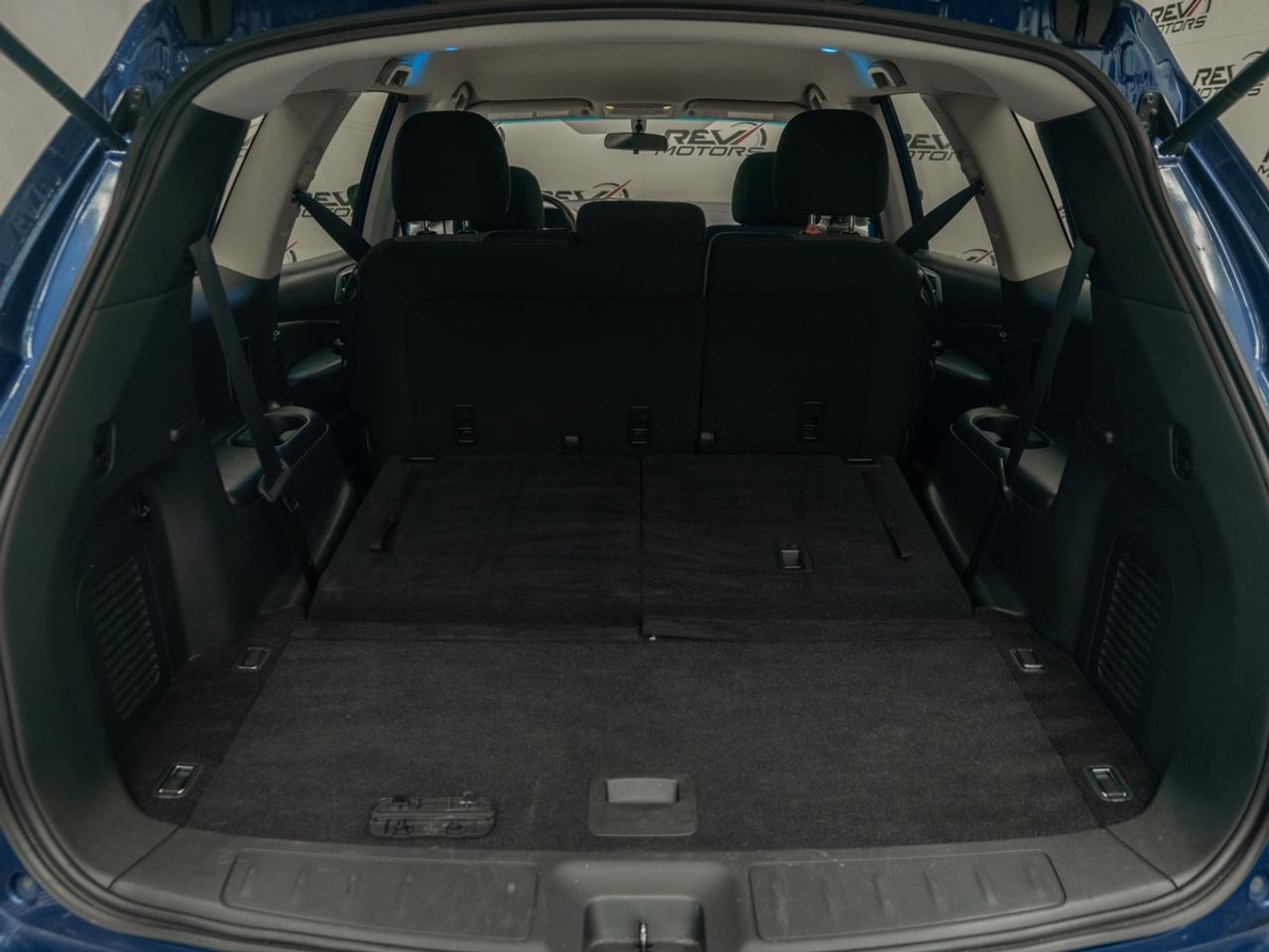 2018 Nissan Pathfinder SV | Certified | 7 Passenger Photo