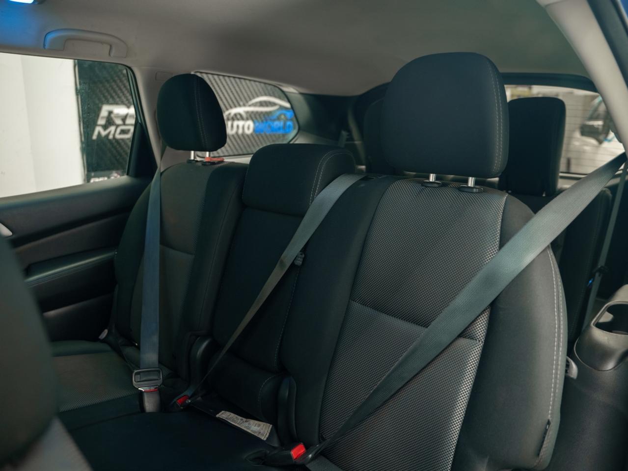 2018 Nissan Pathfinder SV | Certified | 7 Passenger Photo