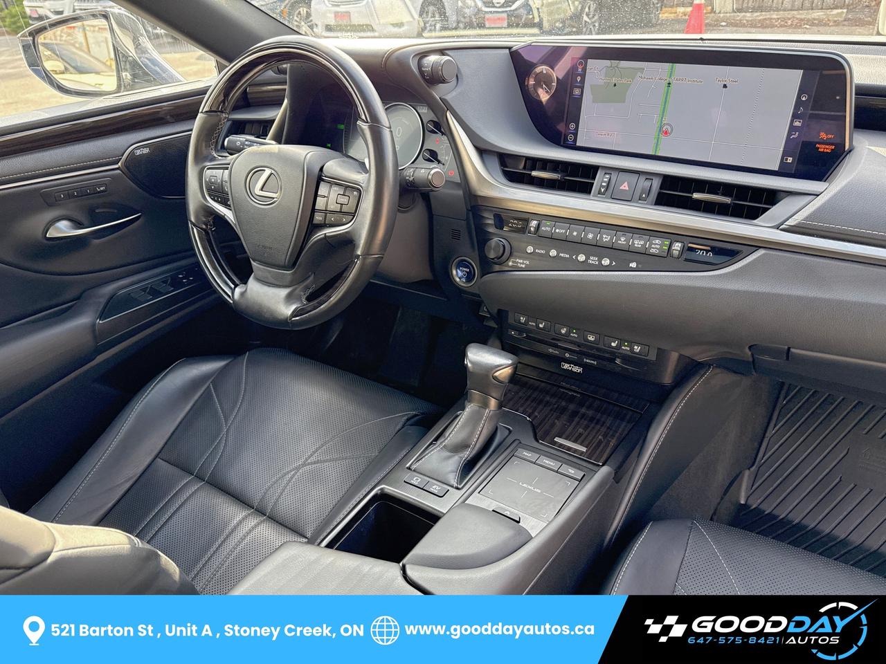 2019 Lexus ES 300h ULTRA LUXURY PKG | ONE OWNER | DEALER SERVICE Photo