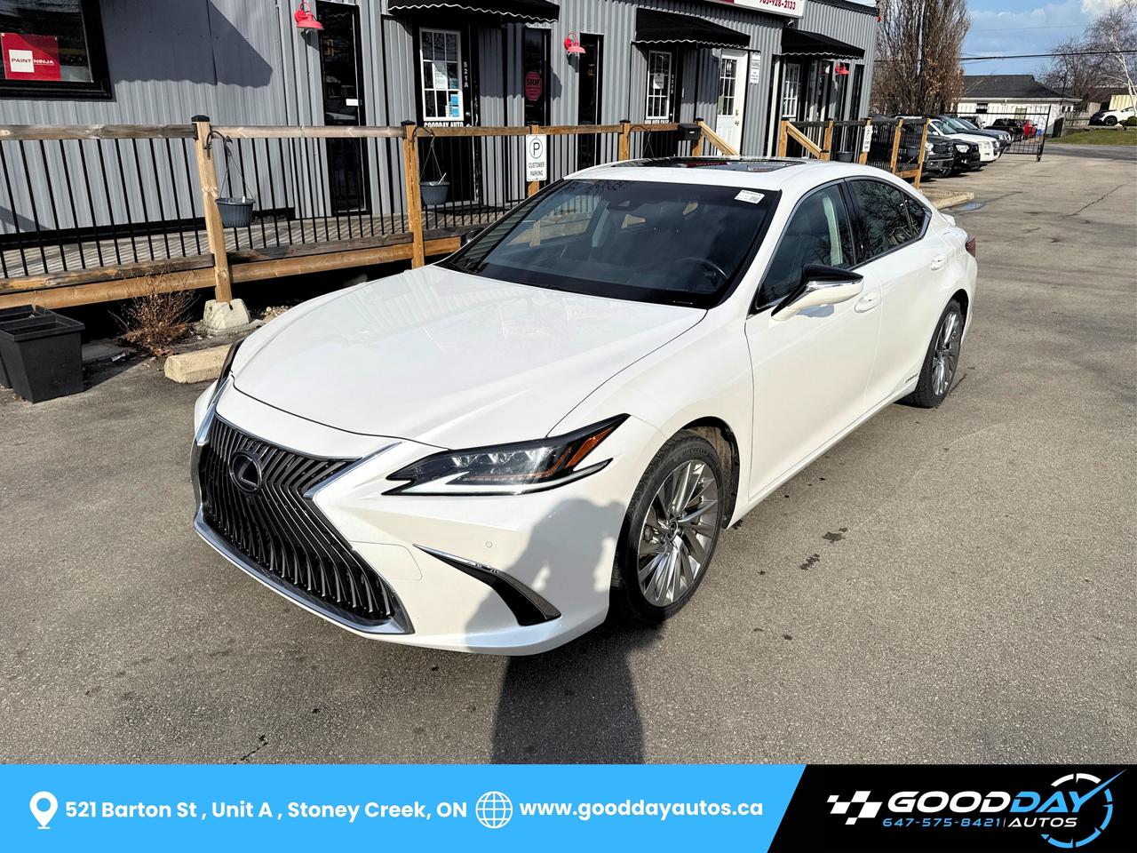 2019 Lexus ES 300h ULTRA LUXURY PKG | ONE OWNER | DEALER SERVICE Photo