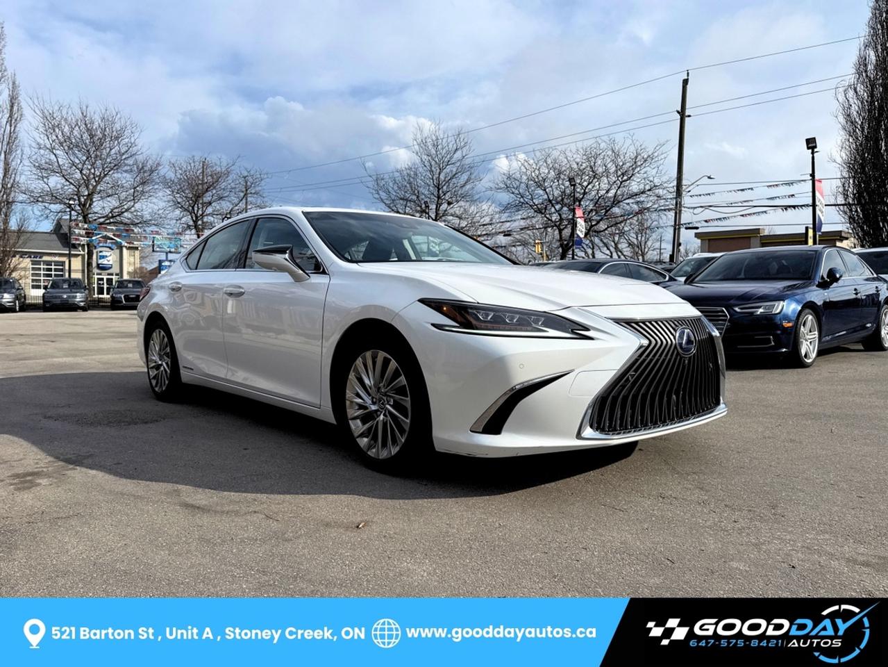 2019 Lexus ES 300h ULTRA LUXURY PKG | ONE OWNER | DEALER SERVICE Photo
