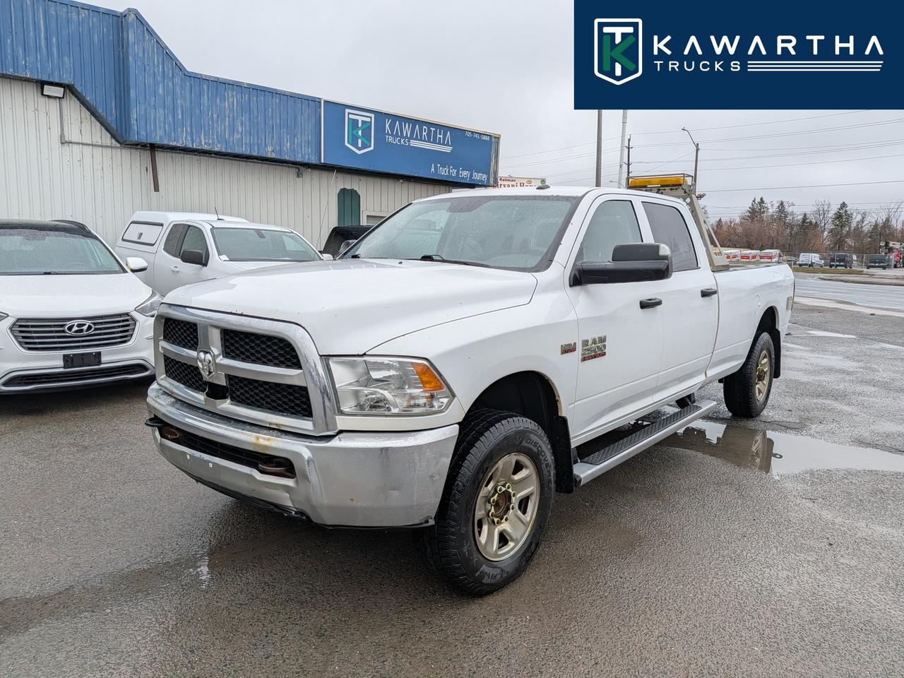 2017 RAM 2500 ST CREW CAB LONG BED Photo