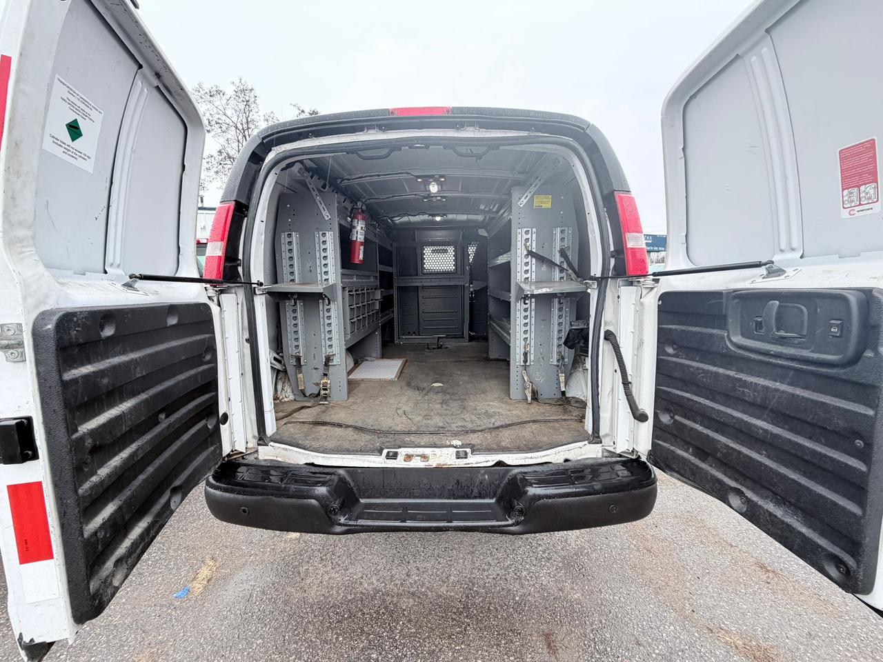 2018 Chevrolet Express 2500 Photo