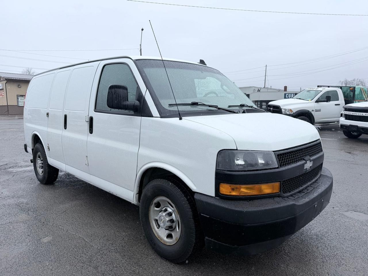 2018 Chevrolet Express 2500 Photo