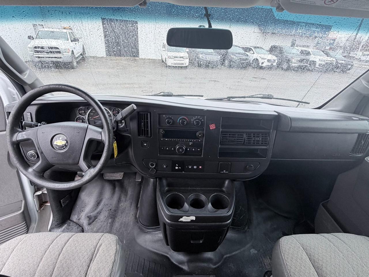 2018 Chevrolet Express 2500 Photo