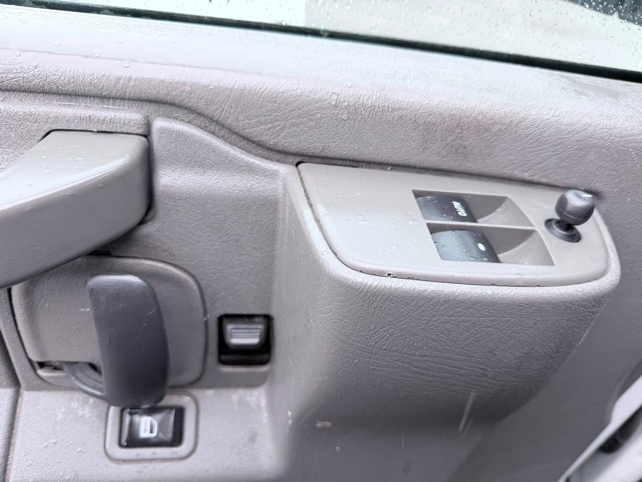2018 Chevrolet Express 2500 Photo