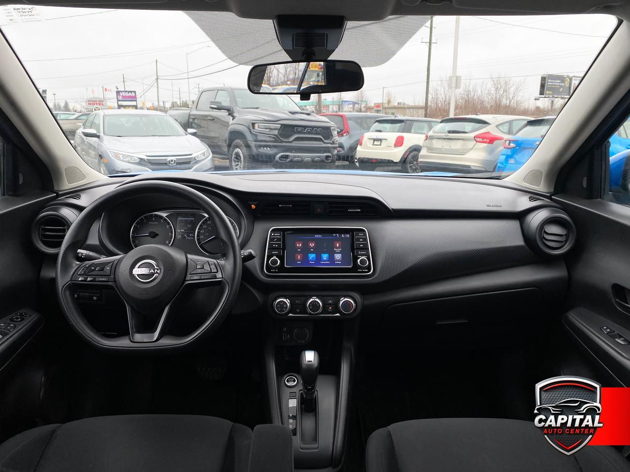 2023 Nissan Kicks S Photo