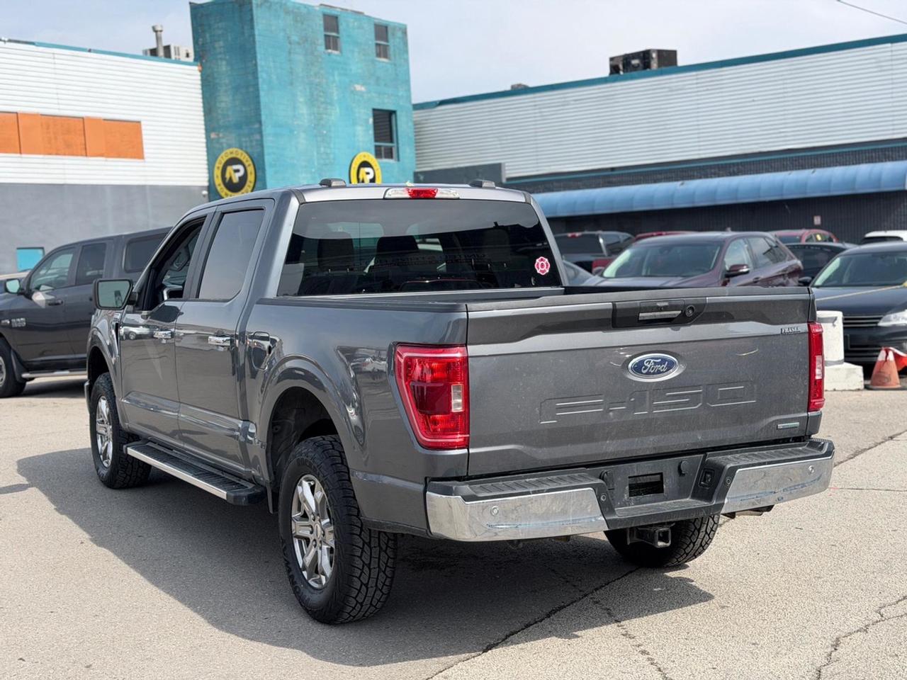 2022 Ford F-150 XLT Photo