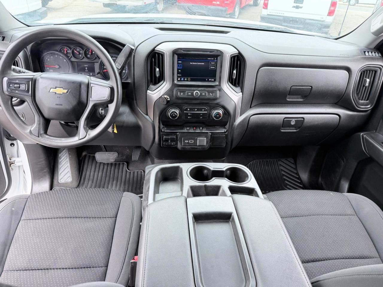 2021 Chevrolet Silverado 1500 CUSTOM CREW CAB SHORT BED Photo
