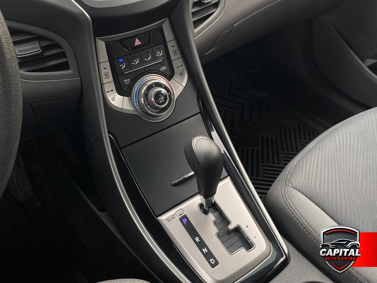 2013 Hyundai Elantra Limited Photo