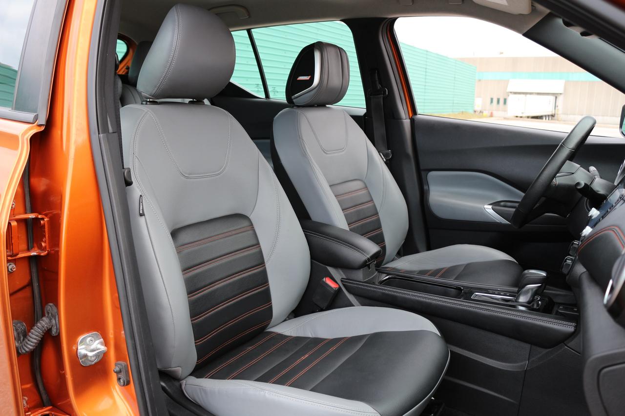2022 Nissan Kicks SR Photo