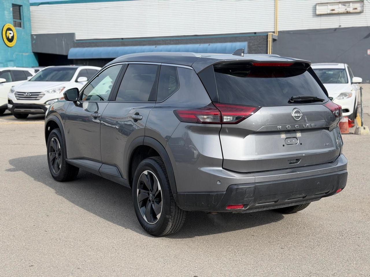 2025 Nissan Rogue SV Photo