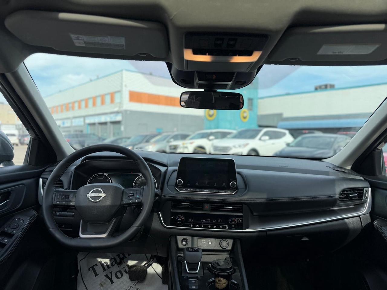 2025 Nissan Rogue SV Photo