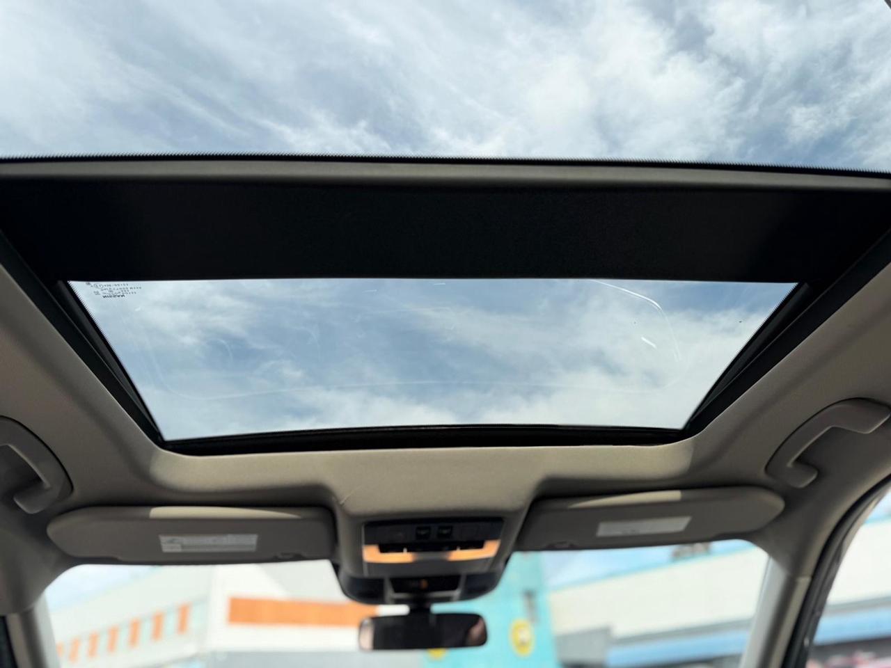 2025 Nissan Rogue SV Photo