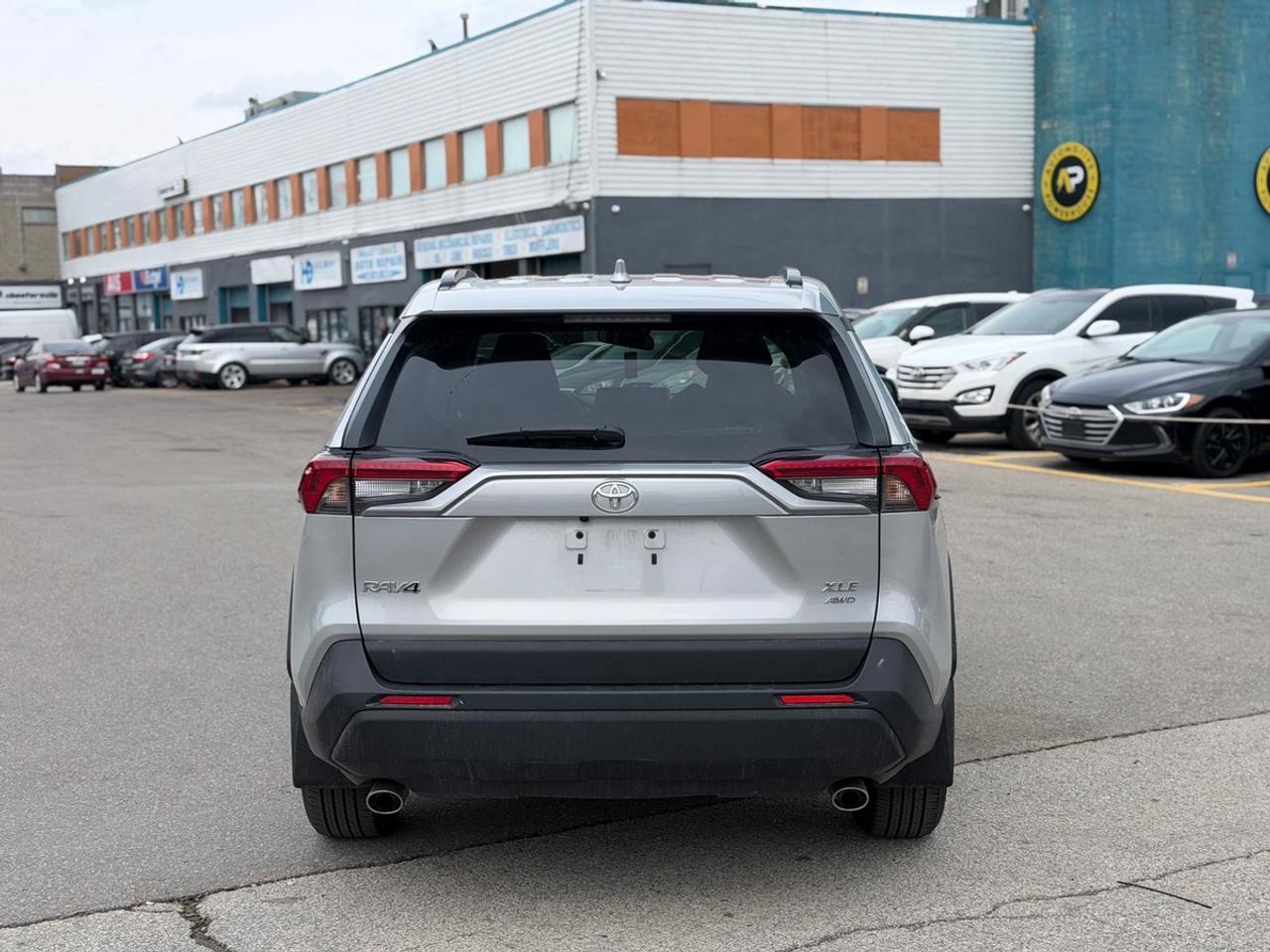 2024 Toyota RAV4 XLE Photo