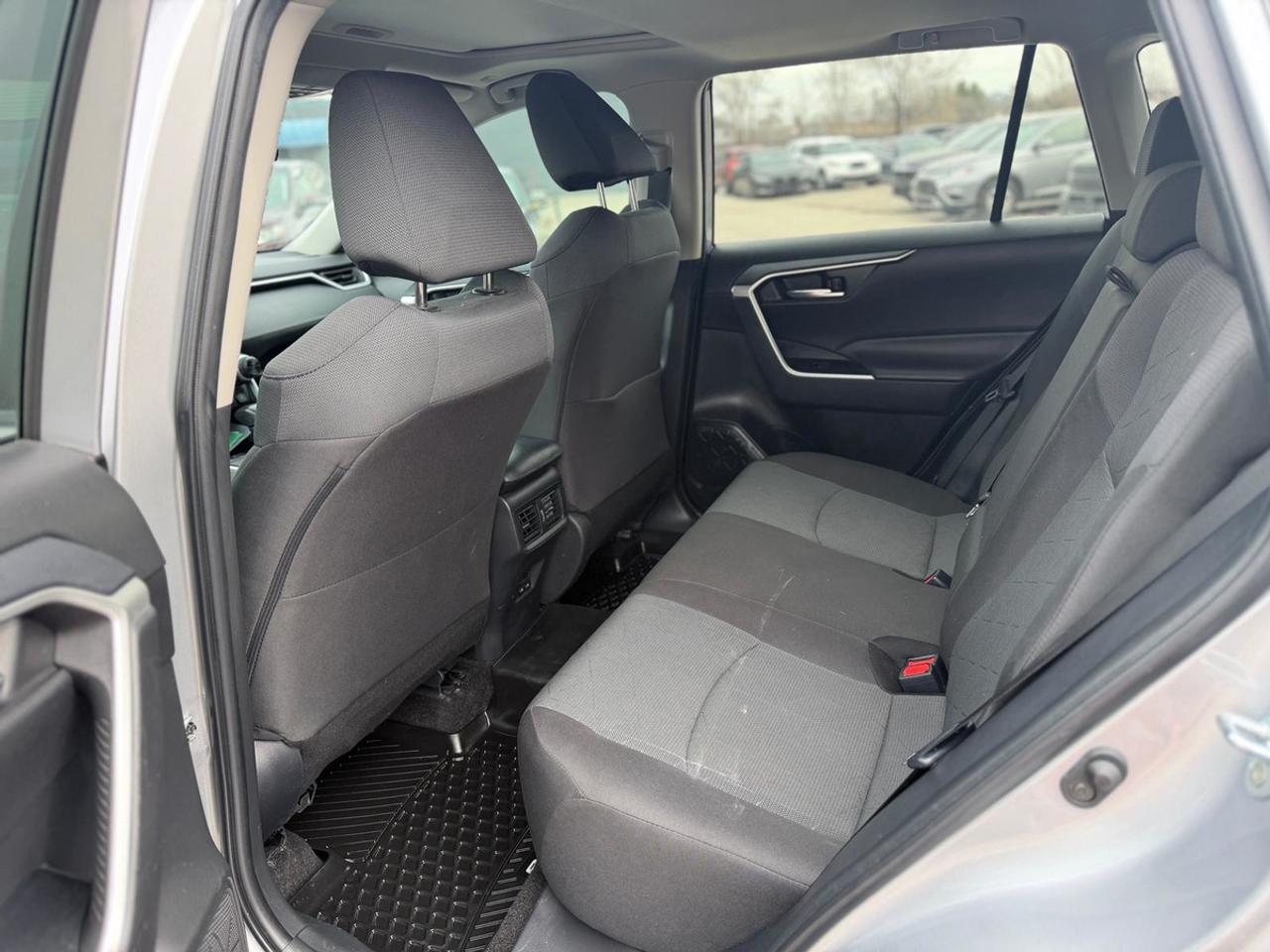 2024 Toyota RAV4 XLE Photo