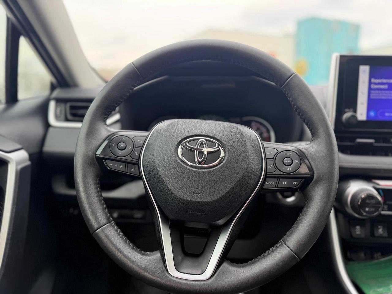 2024 Toyota RAV4 XLE Photo