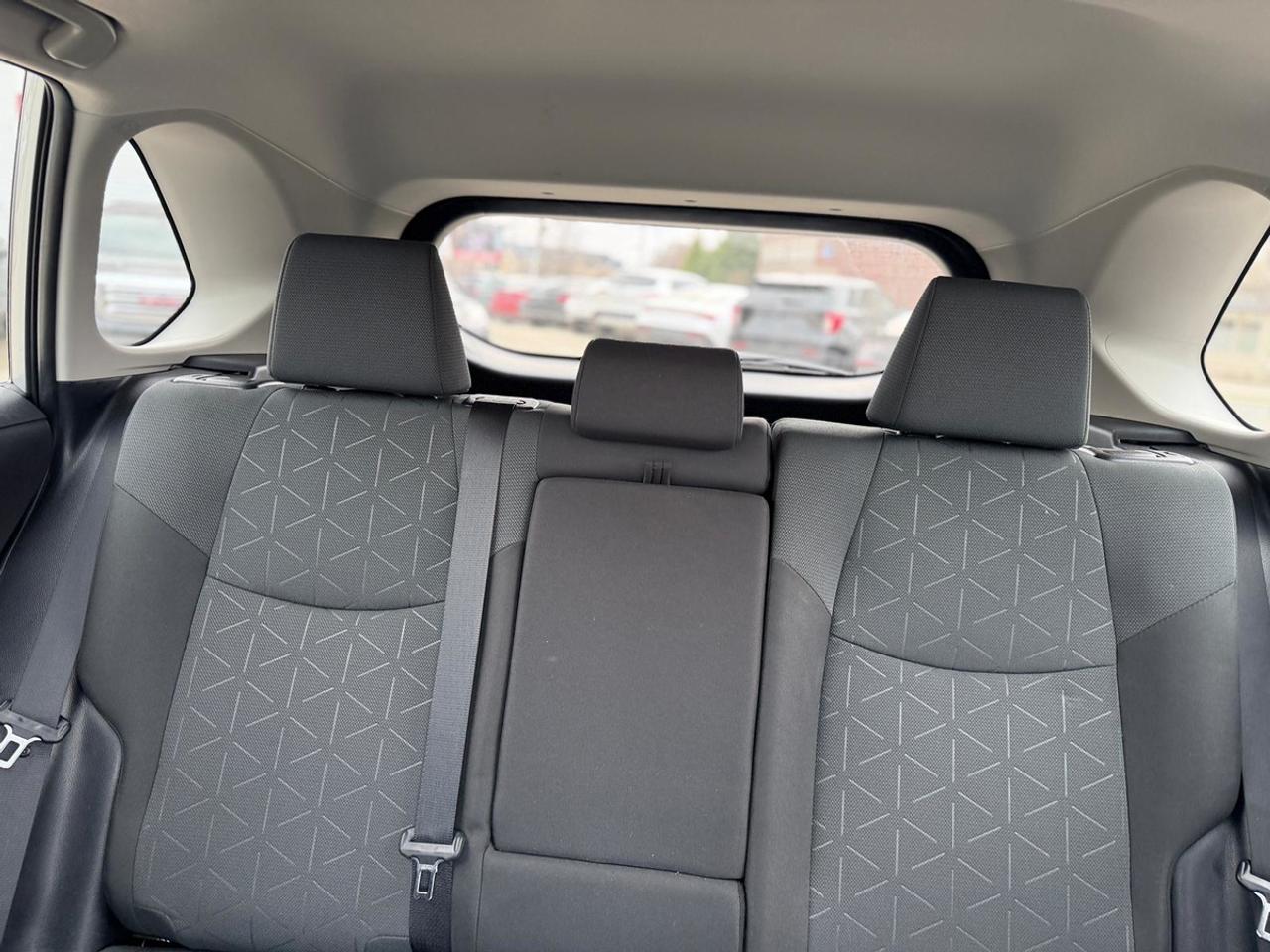 2024 Toyota RAV4 XLE Photo