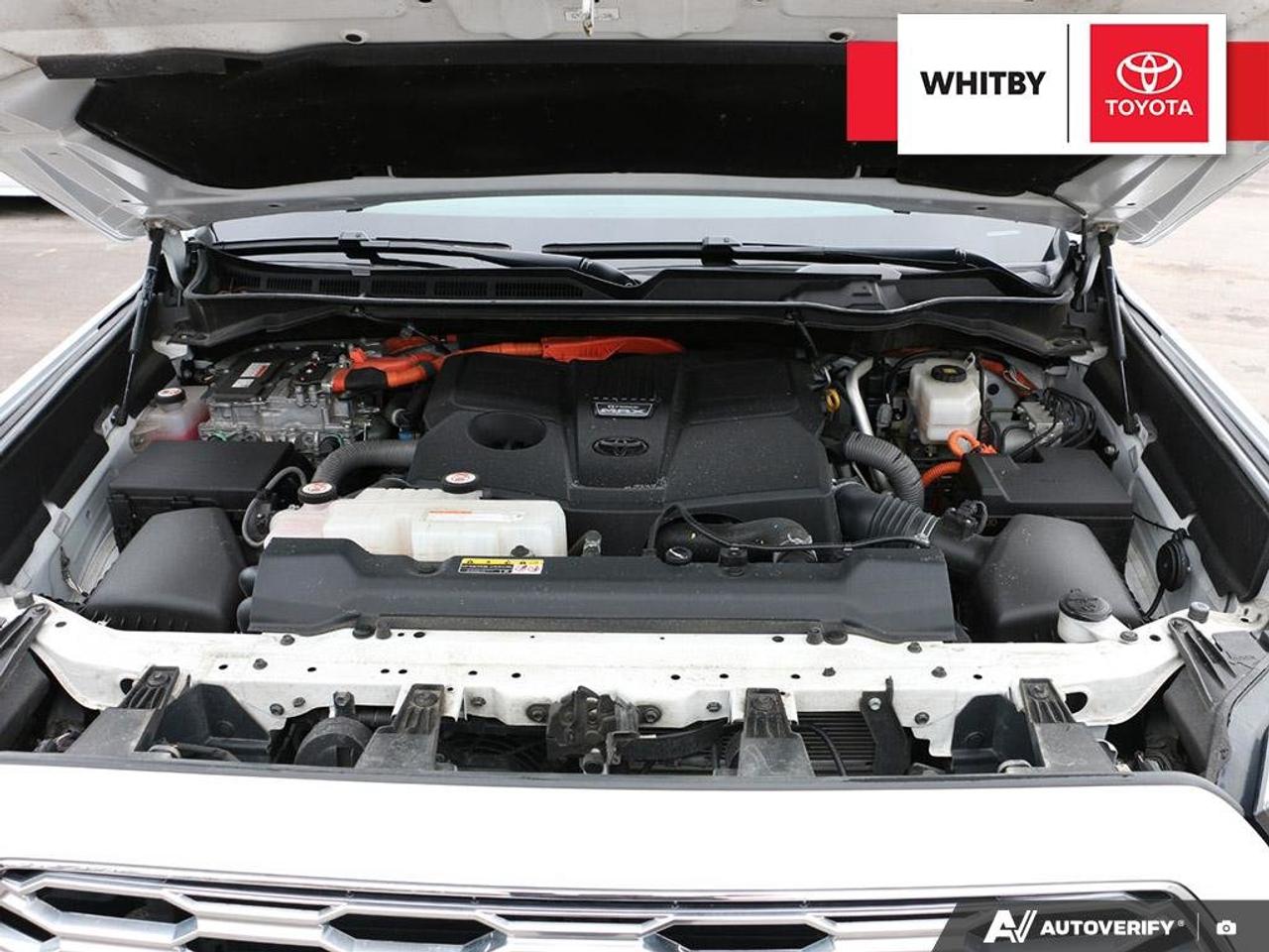 2023 Toyota Sequoia CapStone V6 Hybrid Photo