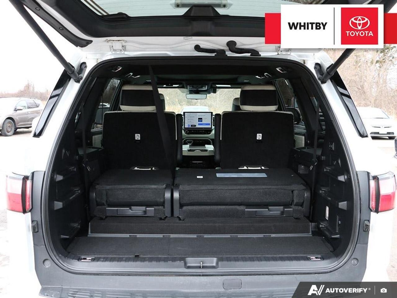 2023 Toyota Sequoia CapStone V6 Hybrid Photo