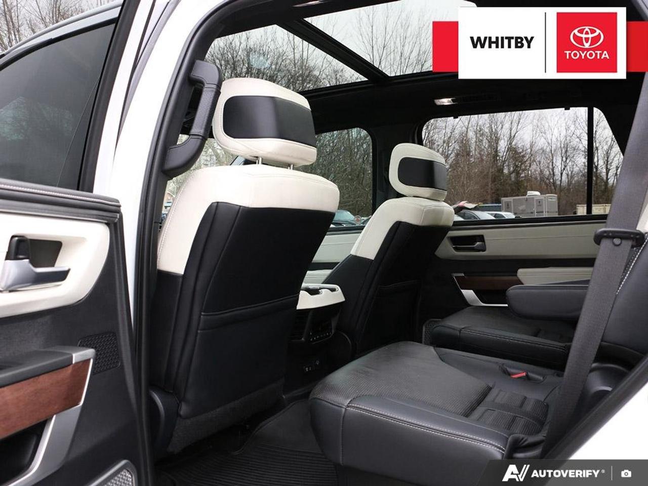 2023 Toyota Sequoia CapStone V6 Hybrid Photo