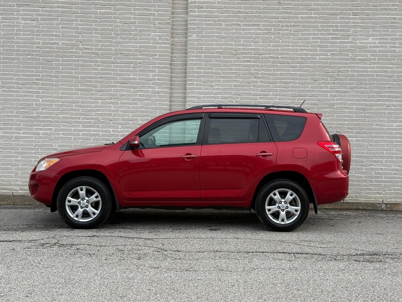 2012 Toyota RAV4 Base I4 Photo