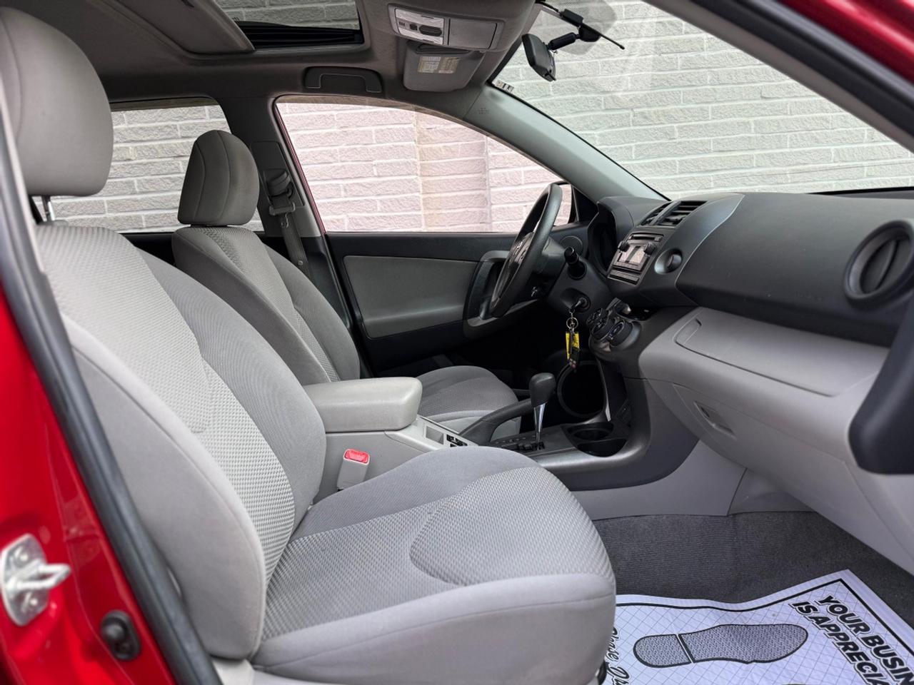 2012 Toyota RAV4 Base I4 Photo